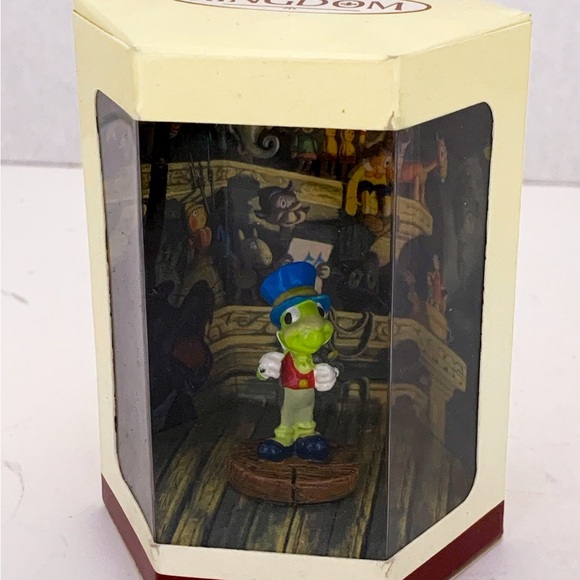 NIB Disney Tiny Kingdom Jiminy Cricket Figurine in Box Vintage Holiday Gift Idea - Picture 9 of 14